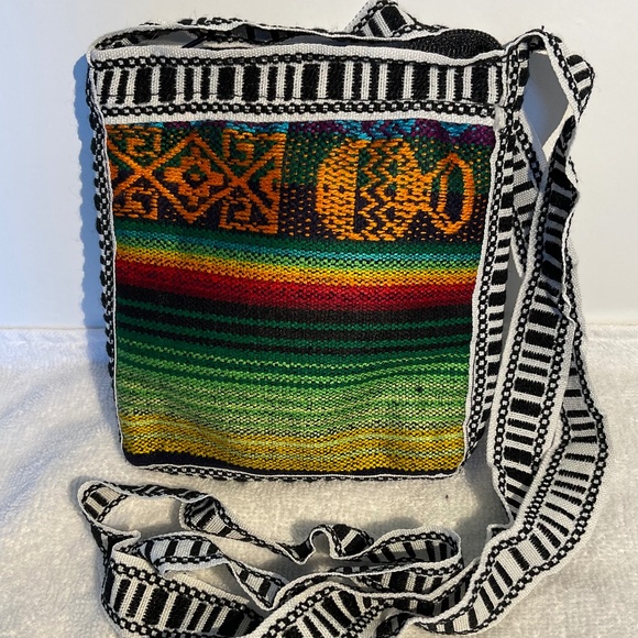 Cayman Islands and Dolphin Small Crossbody Bag - Picture 4 of 13